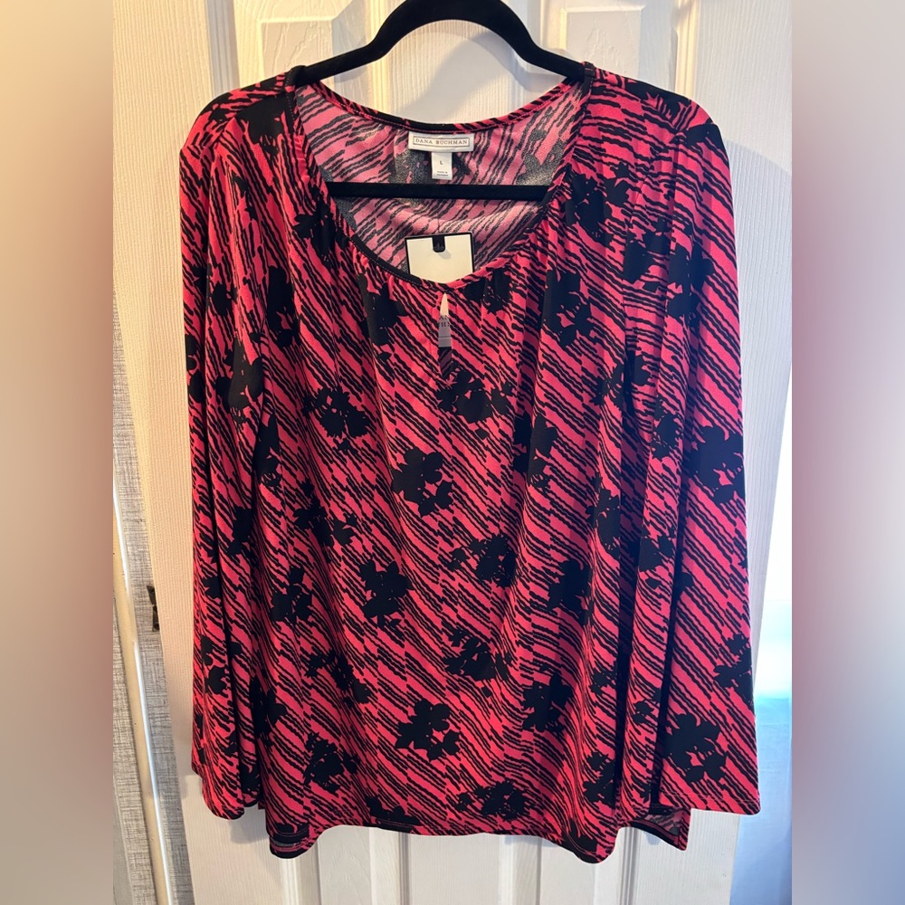 Dana Buchman Pink and Black Floral Blouse New with tags NWT